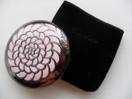 Матирующая пудра guerlain meteorites compact - відгуки, фото і ціна