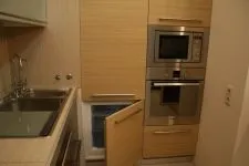 Мікрохвильовка на кухні де і як розмістити 9 унікальних прикладів з фото і відео