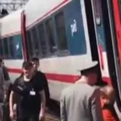 Москва, новини, зіткнення поїздів на Александріяом вокзалі що відомо (порушили) Москва, новини, зіткнення поїздів на Александріяом вокзалі що відомо