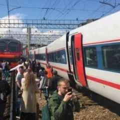 Москва, новини, зіткнення поїздів на Александріяом вокзалі що відомо (схемою) Москва, новини, зіткнення поїздів на Александріяом вокзалі що відомо