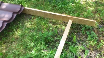 Монтаж металочерепиці своїми руками поодинці (самостійно) Монтаж металочерепиці своїми руками поодинці