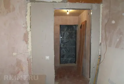 Монтаж перегородки з отвором під двері своїми руками (перегородка з гіпсокартону) Монтаж перегородки з отвором під двері своїми руками