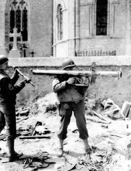 Німецькі ручні протитанкові гранатомети raketenpanzerbuchse 43 ofenrohr () і panzerschrek (rpzb (гранатомета) Німецькі ручні протитанкові гранатомети raketenpanzerbuchse 43 ofenrohr () і panzerschrek (rpzb