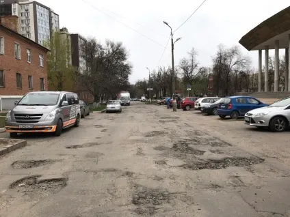 Ніякої дороги немає - прифронтова смуга »