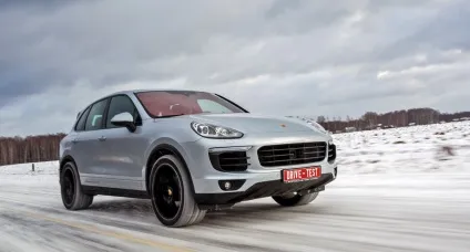 Спілкуємося на знижених тонах з наддувним porsche cayenne s (камери заднього виду) Спілкуємося на знижених тонах з наддувним porsche cayenne s