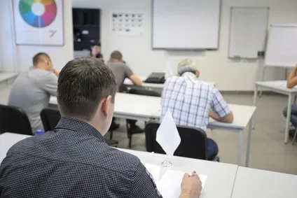 Навчання в автошколі, теорія, практика водіння, здача іспитів (навчання) Навчання в автошколі, теорія, практика водіння, здача іспитів