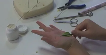 Кульбаби з полімерної глини своїми руками (Кадмій жовтий середній) Кульбаби з полімерної глини своїми руками