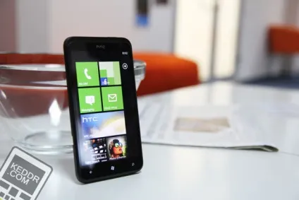 Огляд htc titan
