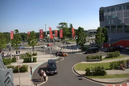 Звіт про поїздку на гран-прі формули 1 (Кельнський собор всередині) Звіт про поїздку на гран-прі формули 1