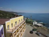 Відмінність вілли від котеджу, парк ля мер