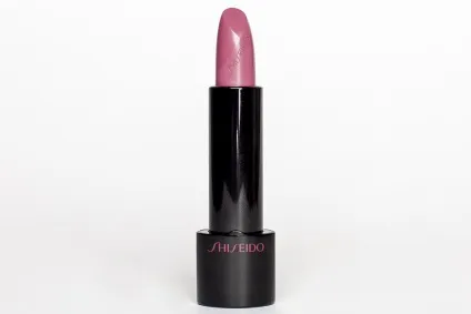 Відтінки червоної помади shiseido rouge rouge відгуки і Свотч, beauty insider (Шісейдо) Відтінки червоної помади shiseido rouge rouge відгуки і Свотч, beauty insider