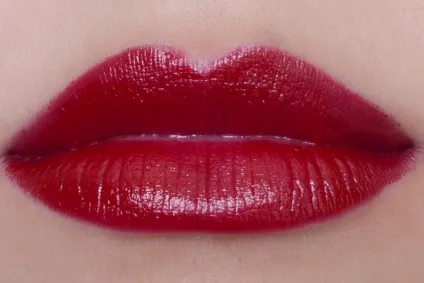 Відтінки червоної помади shiseido rouge rouge відгуки і Свотч, beauty insider (red lips) Відтінки червоної помади shiseido rouge rouge відгуки і Свотч, beauty insider