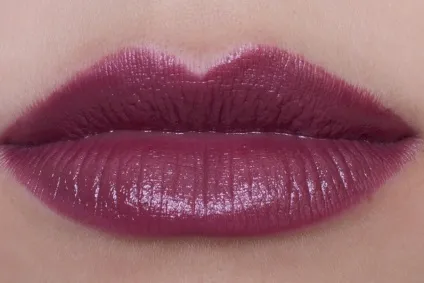 Відтінки червоної помади shiseido rouge rouge відгуки і Свотч, beauty insider (губи) Відтінки червоної помади shiseido rouge rouge відгуки і Свотч, beauty insider