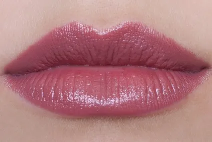 Відтінки червоної помади shiseido rouge rouge відгуки і Свотч, beauty insider (кремова помада) Відтінки червоної помади shiseido rouge rouge відгуки і Свотч, beauty insider