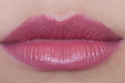 Відтінки червоної помади shiseido rouge rouge відгуки і Свотч, beauty insider (помада для губ) Відтінки червоної помади shiseido rouge rouge відгуки і Свотч, beauty insider