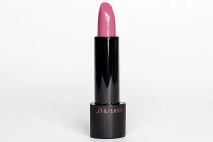 Відтінки червоної помади shiseido rouge rouge відгуки і Свотч, beauty insider (відгуки) Відтінки червоної помади shiseido rouge rouge відгуки і Свотч, beauty insider