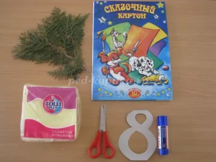 Листівка - вісімка к 8 марта своїми руками (листівка) Листівка - вісімка к 8 марта своїми руками