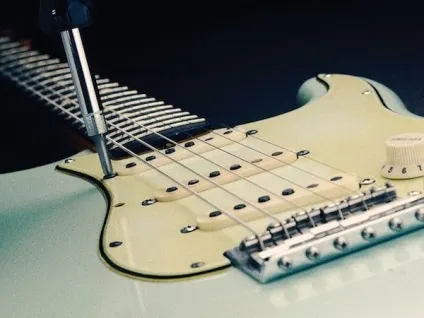 Відбудова fender stratocaster