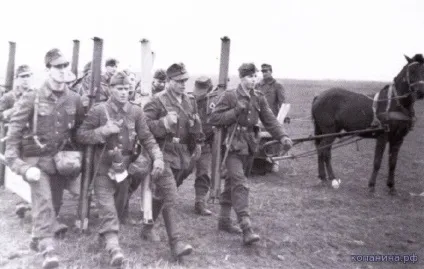 Panzerschreek - озброєння - статті - військова археологія, історія (тисячі дев'ятсот сорок чотири Заряджаючий вставляє) Panzerschreek - озброєння - статті - військова археологія, історія