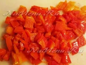 Перець тушкований з овочами