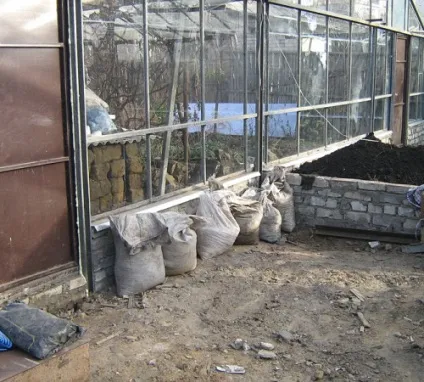 Піч для теплиці - як побудувати своїми руками, будівельний портал (теплиці) Піч для теплиці - як побудувати своїми руками, будівельний портал