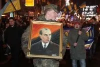 Петля на шиї України
