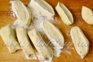 Пиріжки з варенням в духовці, покроковий рецепт з фото (духовка) Пиріжки з варенням в духовці, покроковий рецепт з фото
