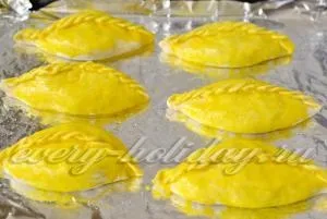 Пиріжки з варенням в духовці, покроковий рецепт з фото (покроковий) Пиріжки з варенням в духовці, покроковий рецепт з фото