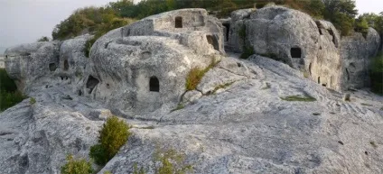 Печерні міста Ескі-Кермен історія, фото, карта (Ескі-Кермен) Печерні міста Ескі-Кермен історія, фото, карта