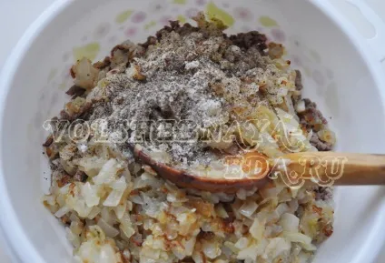 Пиріжки з м'ясом