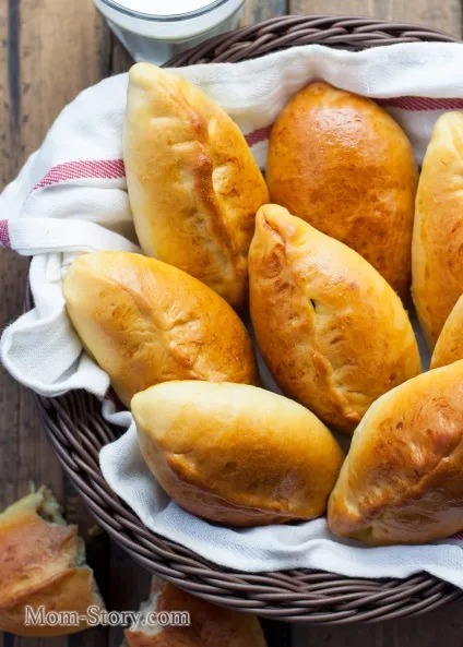 Пиріжки з м'ясом в духовці рецепт з покроковими фото (рецепт) Пиріжки з м'ясом в духовці рецепт з покроковими фото