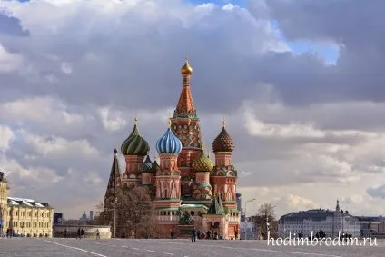 Покровський собор (собор василия блаженного), ходимо-блукаємо (блаженного) Покровський собор (собор василия блаженного), ходимо-блукаємо