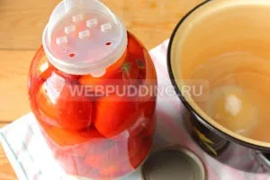 Помідори з цибулею і перцем на зиму, як приготувати на (перцем) Помідори з цибулею і перцем на зиму, як приготувати на