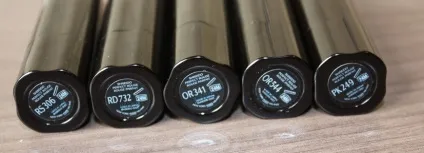 Помада shiseido perfect rouge or341 відгук і макіяж з синіми стрілками, elia chaba