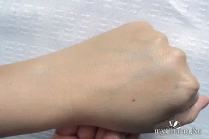 Допомагає мені боротися з целюлітом - biotherm celluli laser nuit (laser) Допомагає мені боротися з целюлітом - biotherm celluli laser nuit