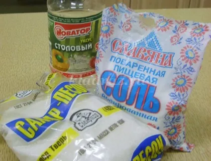 Помідори з морквяної бадиллям (покроковим) Помідори з морквяної бадиллям