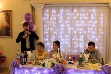 Поздоровлення свідка на весіллі повинні відрізнятися від інших поздоровлень (привітання) Поздоровлення свідка на весіллі повинні відрізнятися від інших поздоровлень