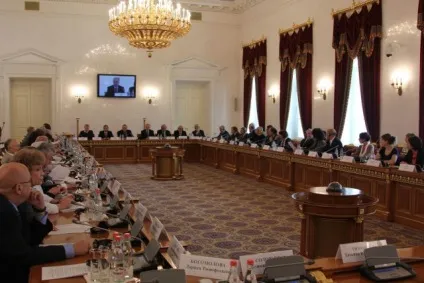 Підвищення зарплати працівникам суду (судової системи) у 2017 році (суду) Підвищення зарплати працівникам суду (судової системи) у 2017 році