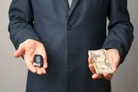 Претензія до автосалону, як подати скаргу в суд на автосалон (зіпсували машину в автосалоні) Претензія до автосалону, як подати скаргу в суд на автосалон