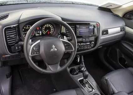 Проблеми та недоліки (mitsubishi outlander) Мітсубісі аутлендер 3 з пробігом
