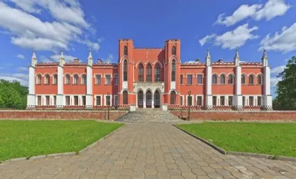 Псевдоукраїнську стиль, його характерні риси та особливості розвитку