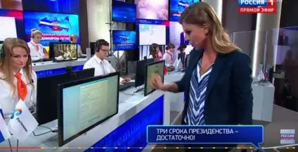 Путін поговорив з народом по прямій лінії (пряма лінія) Путін поговорив з народом по прямій лінії