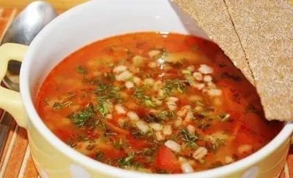 Розсольник з перловкою і солоними огірками, 4 смачних рецепта (солоними) Розсольник з перловкою і солоними огірками, 4 смачних рецепта