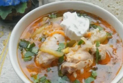 Розсольник з перловкою і солоними огірками, 4 смачних рецепта (розсольник) Розсольник з перловкою і солоними огірками, 4 смачних рецепта