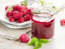 Рецепт перетертої малини з цукром (перетертої) Рецепт перетертої малини з цукром