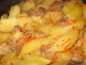 Рецепт штруделів з м'ясом і картоплею