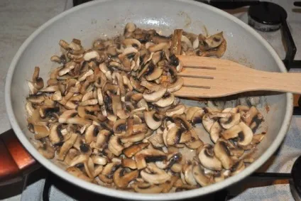 Рисова запіканка з куркою в духовці (рисом куркою грибами) Рисова запіканка з куркою в духовці