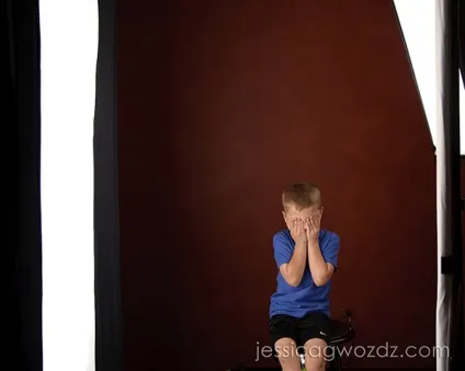 Студійне освітлення софтбокс, парасолька або портретна тарілка (beauty dish), академія сучасної