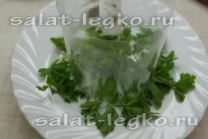 Салат з курки з грибами, рецепт з фото дуже смачний (сметана) Салат з курки з грибами, рецепт з фото дуже смачний