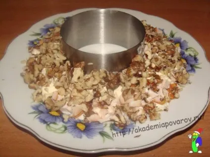 Салат гранатовий браслет з копченою куркою, академія кухарів (браслет) Салат гранатовий браслет з копченою куркою, академія кухарів